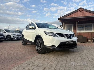Usata Nissan Qashqai Tekna 110 CV (80 kW) 2015 Bianco SUV