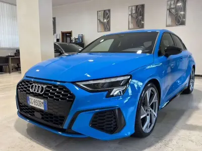 Usata Audi A3 S-Line 150 CV (110 kW) 2021 Turbo blue Berlina