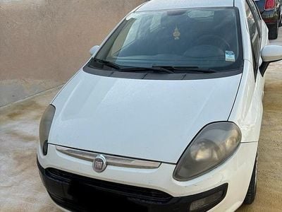 Usata Fiat Punto Evo Life 75 CV (55 kW) 2021 Bianco Utilitaria
