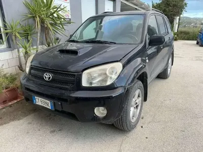 Usata Toyota RAV4 Sol 116 CV (85 kW) 2005 Nero SUV