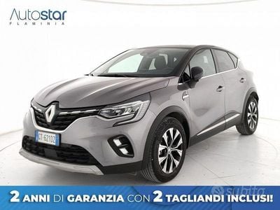 Usata Renault Captur Techno 145 CV (106 kW) 2024 Grigio SUV