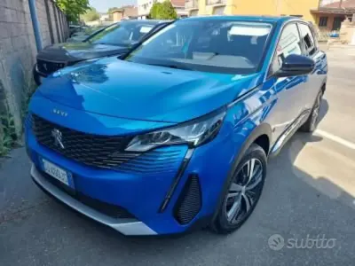 Gebraucht Peugeot 3008 Active 131 PS (96 kW) 2022 Blau SUV