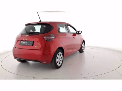 Usata Renault Zoe Life 80 kW (109 CV) 2021 Rosso Utilitaria