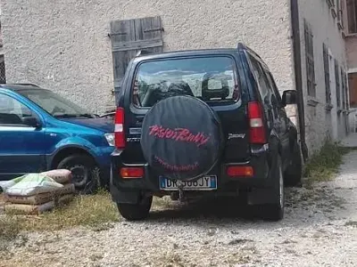 Usata Suzuki Jimny 65 CV (47 kW) 2008 Nero SUV