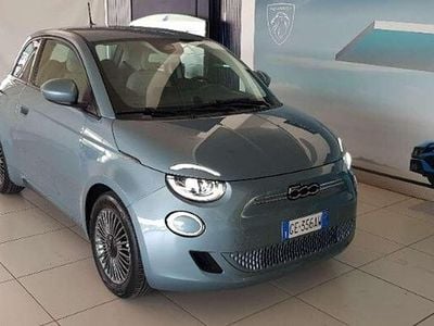 Second-hand Fiat 500e Icon 86 kW (118 CP) 2021 Albastru Berlinǎ