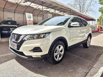 Usata Nissan Qashqai 131 CV (96 kW) 2018 Bianco SUV