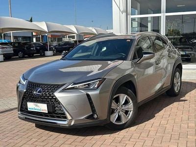 Usata Lexus UX Business Edition 145 CV (106 kW) 2021 Argento SUV