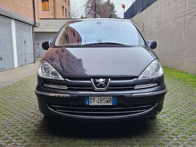 Peugeot 807