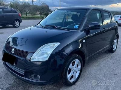 Usata Suzuki Swift GL 92 CV (67 kW) 2007 Nero Utilitaria