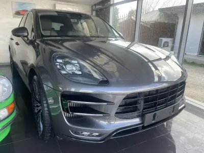 Usata Porsche Macan Turbo Performance Package 441 CV (324 kW) 2017 Other SUV
