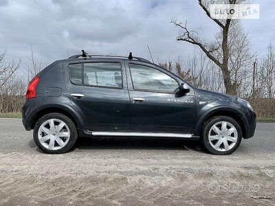 Usata Dacia Sandero Stepway 2011 Grigio Berlina