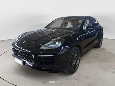 Usata Porsche Cayenne Platinum Edition 462 CV (339 kW) 2023 Nero SUV