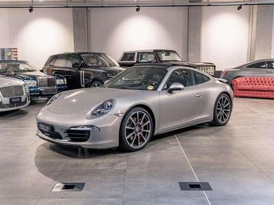 Porsche 911 Carrera 4S