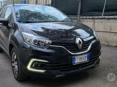 Usata Renault Captur Life 90 CV (66 kW) 2018 Nero SUV