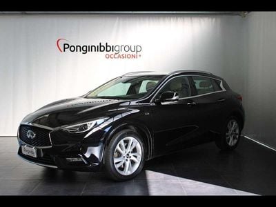Infiniti Q30