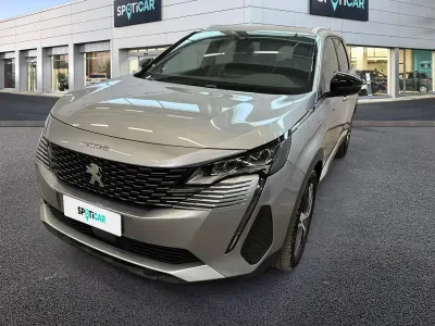 Usata Peugeot 5008 Allure 131 CV (96 kW) 2024 Grigio SUV