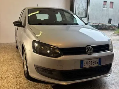 Usata VW Polo Comfortline 90 CV (66 kW) 2012 Beige Utilitaria