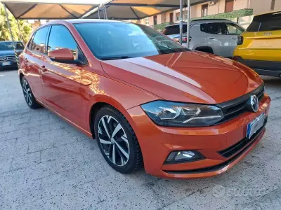 Usata VW Polo Highline 95 CV (69 kW) 2018 Arancione Utilitaria