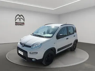 Usata Fiat Panda 4x4 S 86 CV (63 kW) 2019 Bianco gelato Utilitaria
