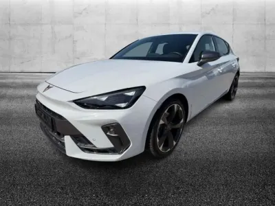 Usata Cupra Leon 150 CV (110 kW) 2025 Bianco Monovolume