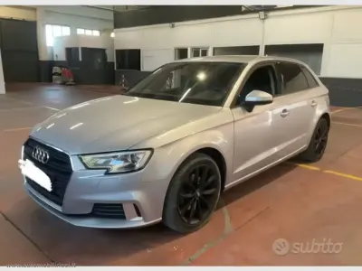 Usata Audi A3 Sport 116 CV (85 kW) 2018 Grigio Berlina