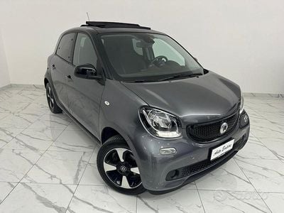 Usata Smart ForFour 71 CV (52 kW) 2019 Grigio Utilitaria