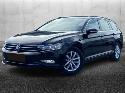Usata VW Passat Business 122 CV (89 kW) 2022 Nero Station wagon