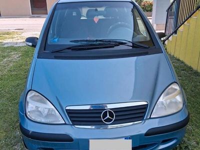 Mercedes A200