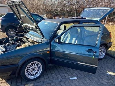Usata VW Golf II GTD 69 CV (50 kW) 1984 Verde Utilitaria