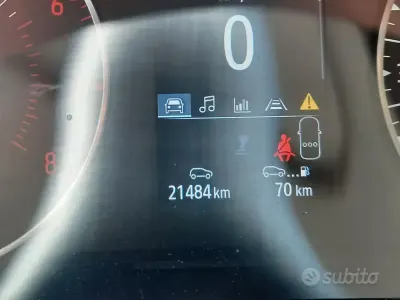 Usata Renault Captur 91 CV (66 kW) 2022 Rosso SUV