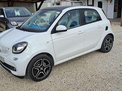 Usata Smart ForFour Proxy 71 CV (52 kW) 2015 Bianco Utilitaria
