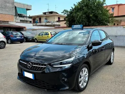 Usata Opel Corsa Elegance 101 CV (74 kW) 2019 Nero Utilitaria