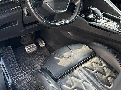 Usata Peugeot 3008 GT 180 CV (132 kW) 2018 Grigio SUV