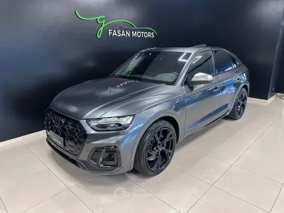 Usata Audi SQ5 Sport 341 CV (250 kW) 2023 Grigio daytona perlato SUV