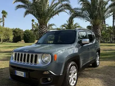 Usata Jeep Renegade 120 CV (88 kW) 2016 Grigio SUV
