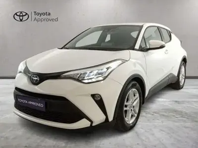 Usata Toyota C-HR Active 122 CV (89 kW) 2023 Bianco SUV