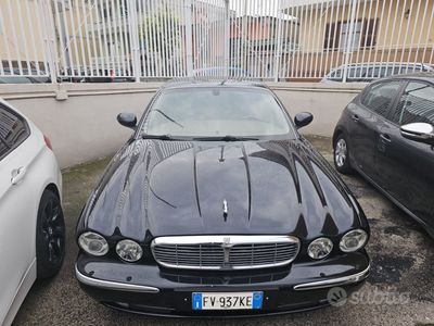 usata Jaguar XJ8 sovereing 3.0 V6 benzina