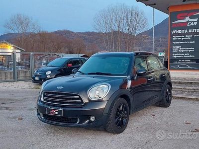 Usata Mini Cooper D Countryman 142 CV (104 kW) 2016 Grigio SUV