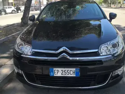 Usata Citroën C5 140 CV (102 kW) 2013 Nero Berlina