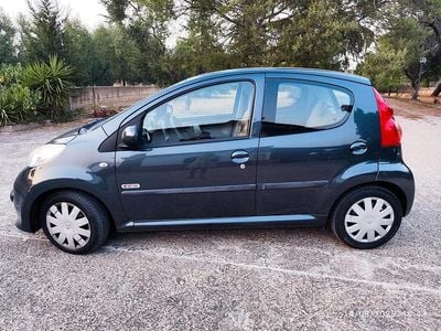 Usata Peugeot 107 68 CV (50 kW) 2007 Nero Utilitaria
