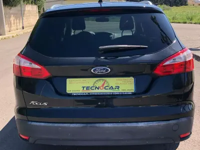 Usata Ford Focus Titanium 116 CV (85 kW) 2011 Nero Station wagon