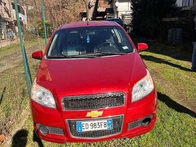 Usata Chevrolet Aveo 84 CV (61 kW) 2010 Rosso Utilitaria