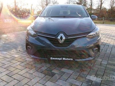 Usata Renault Clio V Business 90 CV (66 kW) 2022 Grigio Berlina