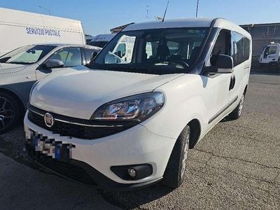 Usata Fiat Doblò Lounge 105 CV (77 kW) 2020 Bianco Monovolume