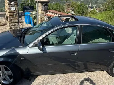 Usata Audi A6 Ambiente 179 CV (131 kW) 2003 Grigio Berlina