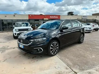 Occasion Fiat Tipo Lounge 120 ch (88 kW) 2020 Noir Berline