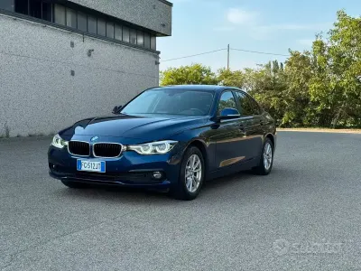 Usata BMW 316 Comfort Edition 116 CV (85 kW) 2017 Bluazzurro Berlina