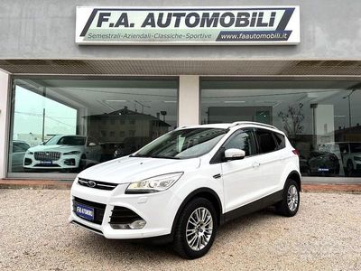 Usata Ford Kuga Titanium 140 CV (102 kW) 2014 Bianco SUV