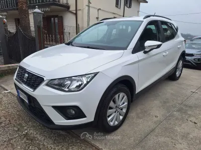 Usata Seat Arona Style 95 CV (69 kW) 2018 Bianco SUV