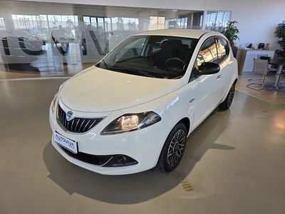 Usata Lancia Ypsilon S 69 CV (50 kW) 2024 Bianco Utilitaria